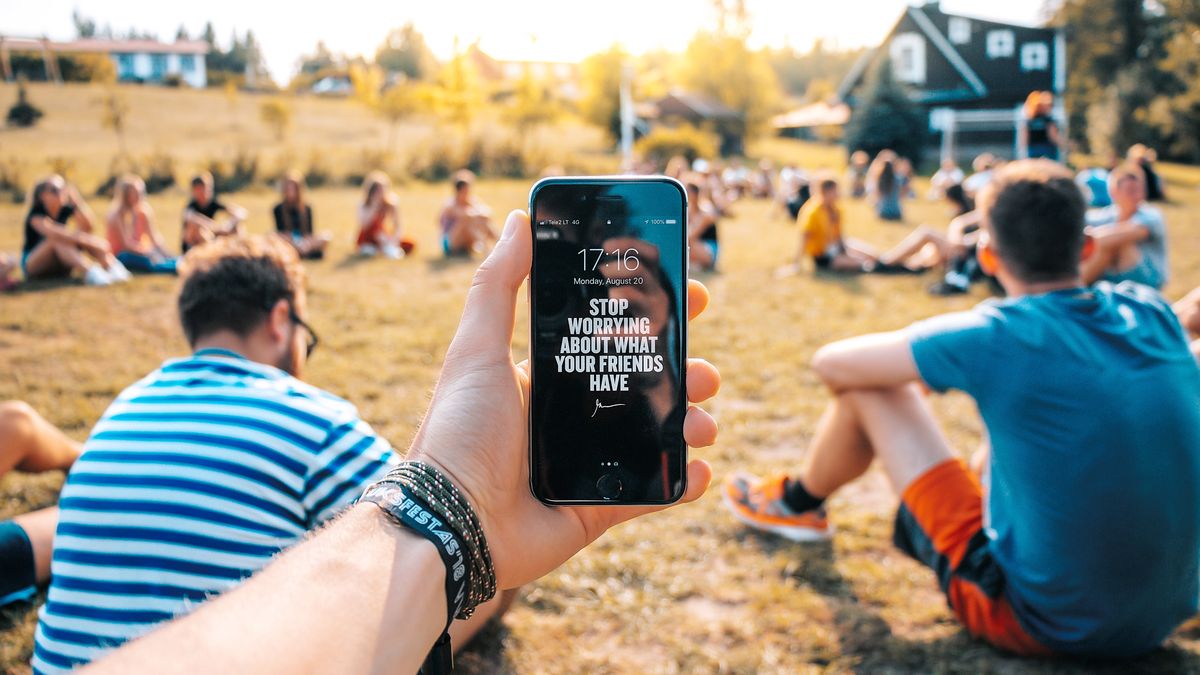 Google rozważa osobny przycisk dla Asystenta Google, poprawi go na prostych Nokiach