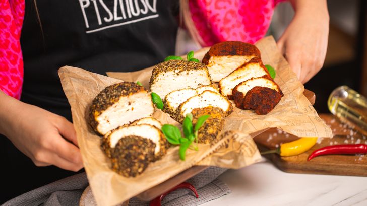 Wymocz serki włoskie w solance i upiecz. Domowy rarytas w trzech ciekawych smakach