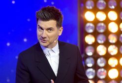 Pokazał zdjęcie z bratem. Wyglądają jak ojciec z synem