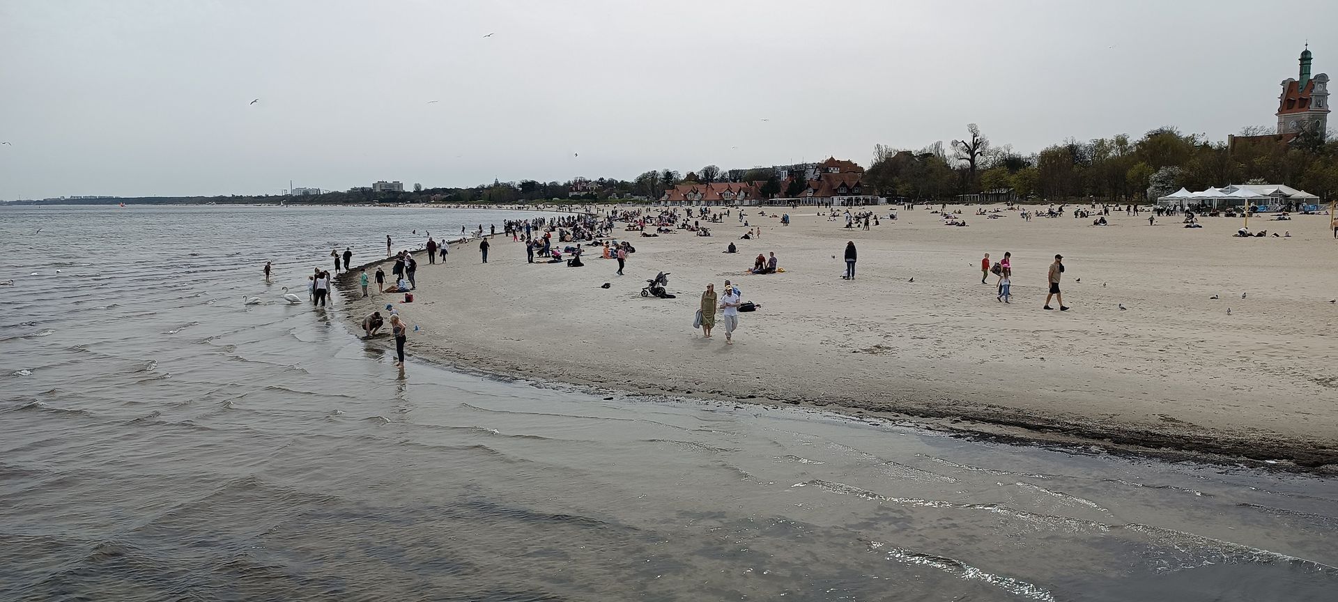 Plaża w Sopocie 7 kwietnia