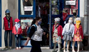 Maseczki ochronne. Około 80 proc. Polaków nie dowierza w ich skuteczność