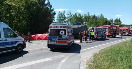 Tragiczny wypadek. Nie żyją dwie osoby