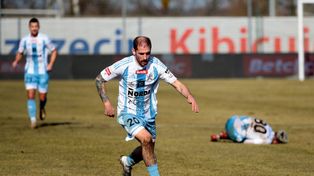 Świt Szczecin zamurował swoją bramkę, ale kosztem ofensywy