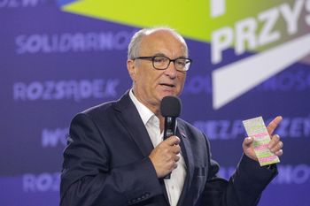 Zablokował trzy projekty Nawrockiego. "Tak zwane weto marszałkowskie"
