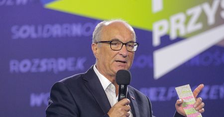 Zablokował trzy projekty Nawrockiego. "Tak zwane weto marszałkowskie"