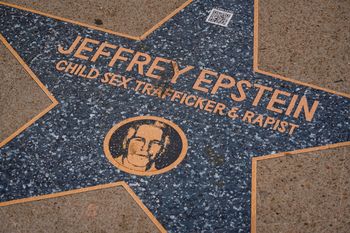 Kto dostanie miliony po Epsteinie? Problematyczny testament