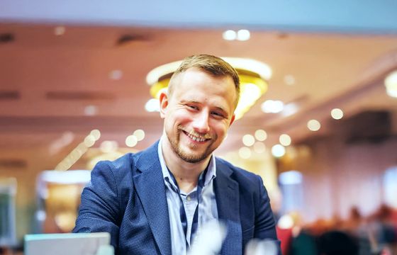 Group One stawia na AI. Wojtek Kaźmierczak pokieruje innowacjami