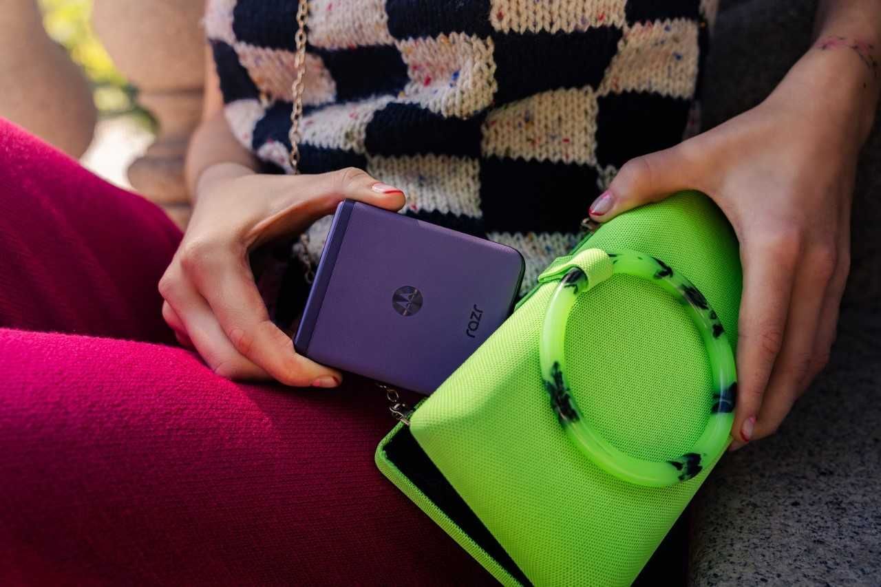 Motorola razr 40 fioletowy