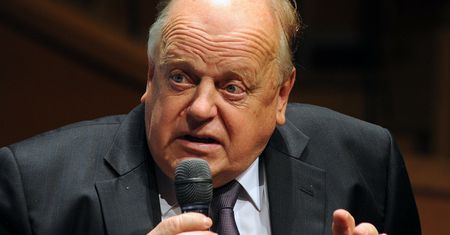 Stanisłau Szuszkiewicz walczy o życie. Były przewodniczący parlamentu Białorusi przeszedł Omikrona