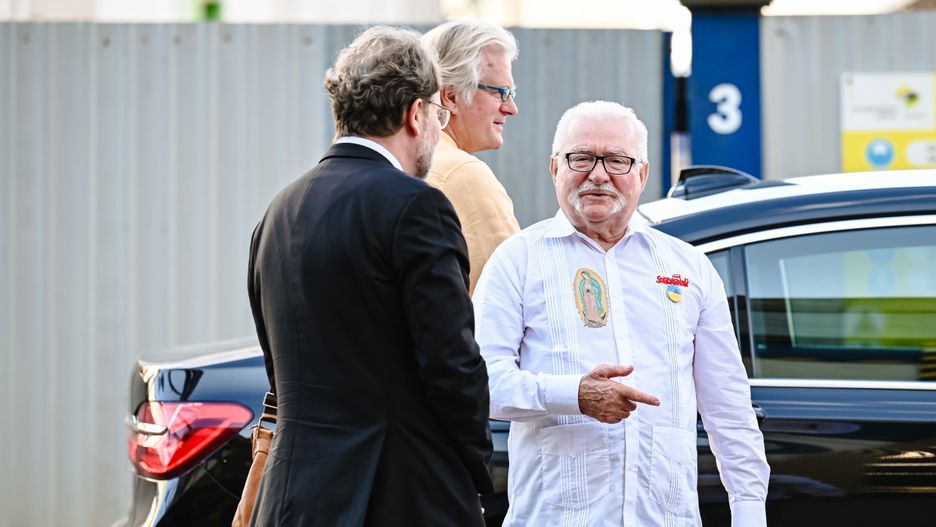 Lech Wałęsa pokazał się w nietypowym stroju