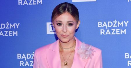 Izabella Krzan pokazała, jak wyglądała w liceum. Jej kolegą ze szkolnej ławki był zwycięzca "Tańca z Gwiazdami"