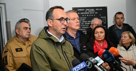 Ulewy powodują utrudnienia. Lista odwołanych pociągów PKP Intercity