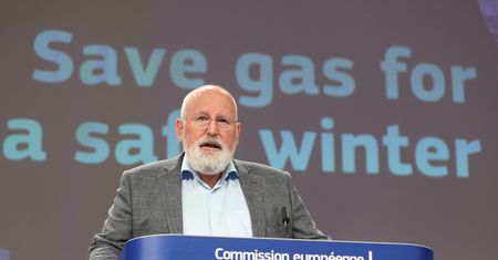 "Czekają nas trzy ciężkie zimy". Frans Timmermans ostrzega