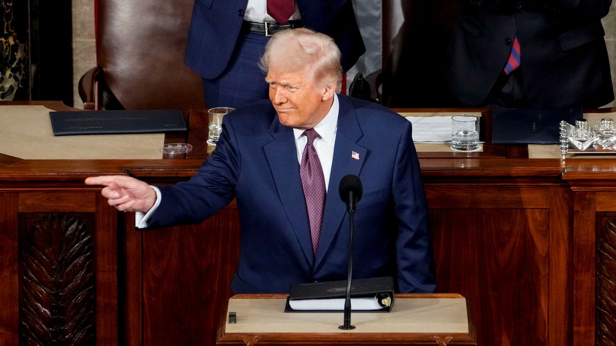 Tysiące Ukraińców w USA bliżej deportacji? Jest głos z Białego Domu