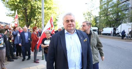 "Legitymacji nie dałem". Sakiewicz komentuje sprawę Ziobry