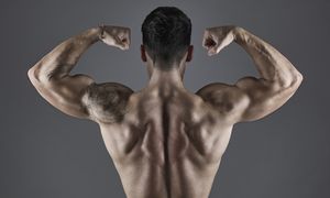 Młodzi mężczyźni przyjmują testosteron. Naukowcy biją na alarm