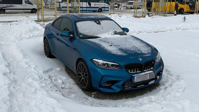 Policjanci z Lublina odzyskali skradzione BMW na terenie Niemiec | fot. KMP Lublin