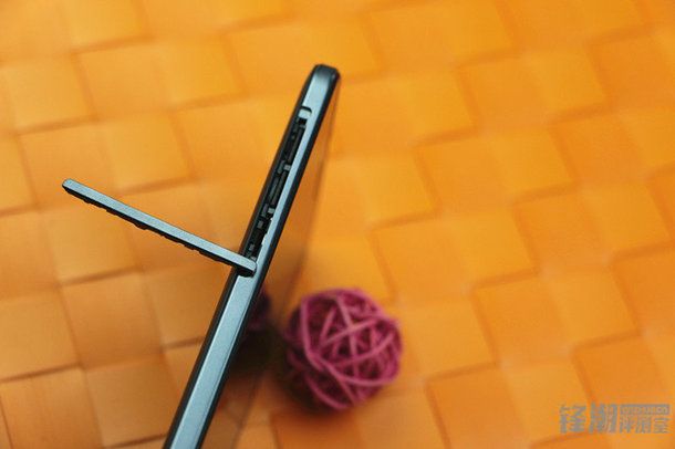 HTC Desire 728 oficjalnie. Cekawy średniak w rozsądnej cenie 9