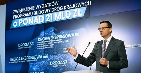 Rząd dołoży pieniędzy na budowę dróg. Premier: "wydamy łącznie 21 mld zł"
