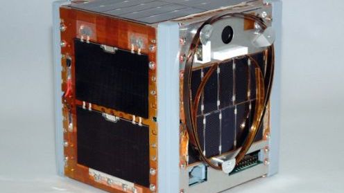 CubeSat XI-V, czyli twittujący satelita 1