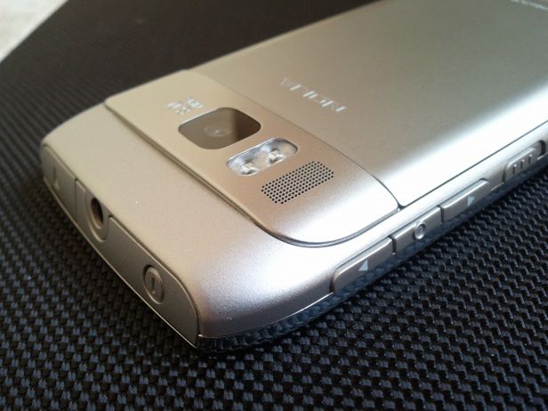 Nokia E6, aż trudno nie piać z zachwytu! [pierwsze wrażenia] 7