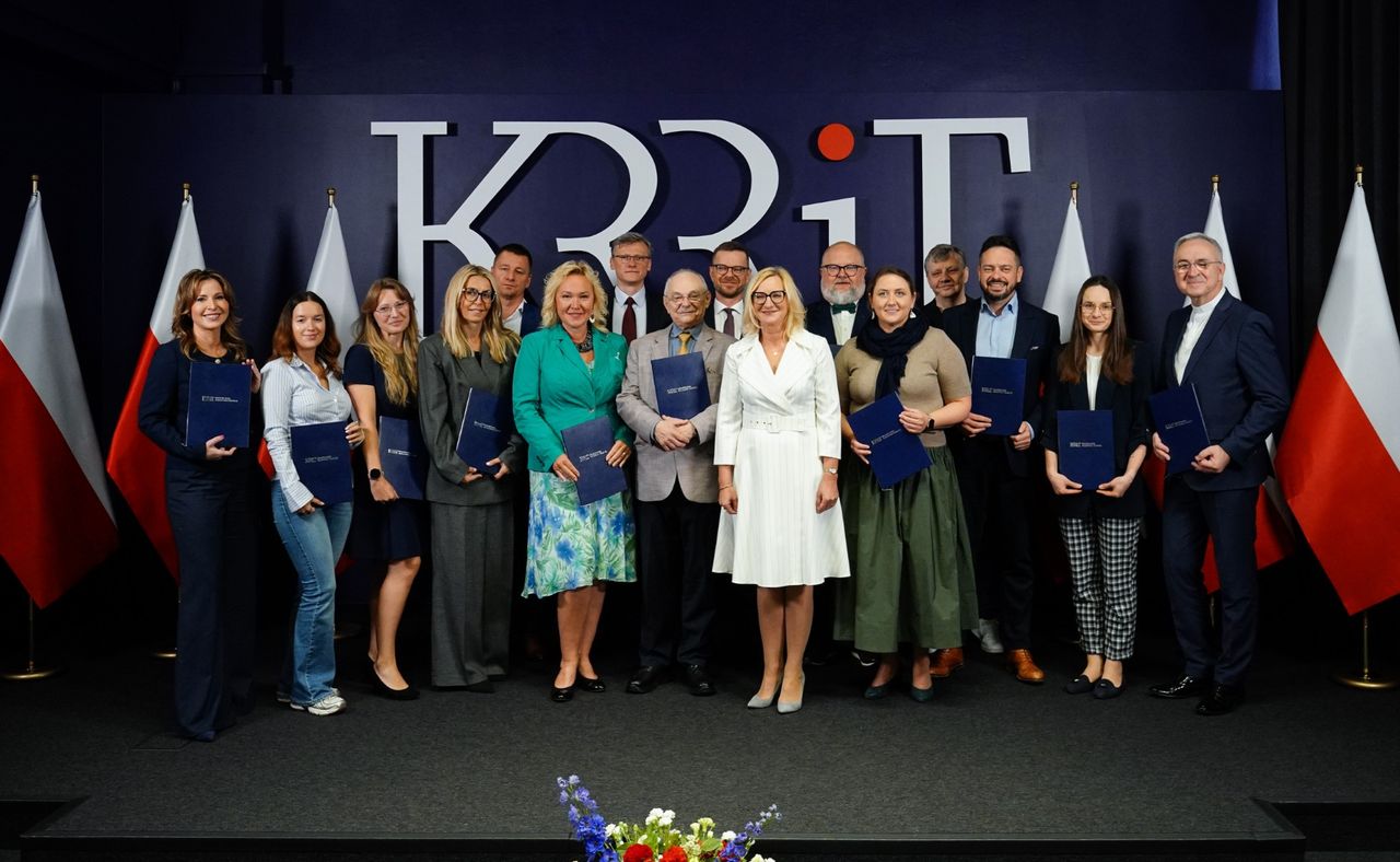 Rada Edukacji Medialnej z prezenterkami wPolsce24 i Kanału Zero. Spot z szefową KRRiT