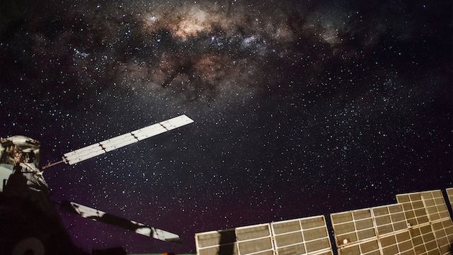 Droga Mleczna widziana z Międzynarodowej Stacji Kosmicznej na filmie poklatkowym 1