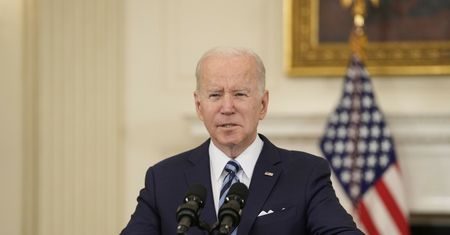 Biden wysyła żołnierzy do Polski. "Wiele osób w Polsce poddawało to w wątpliwość"