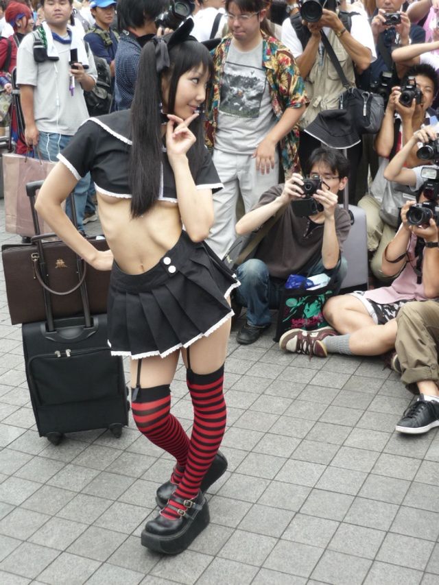 Śliczne azjatki z tokijskiego konwentu Comiket 36