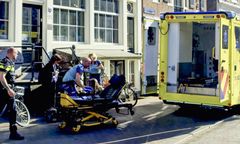 Atak nożownika w Amsterdamie. Są ranni