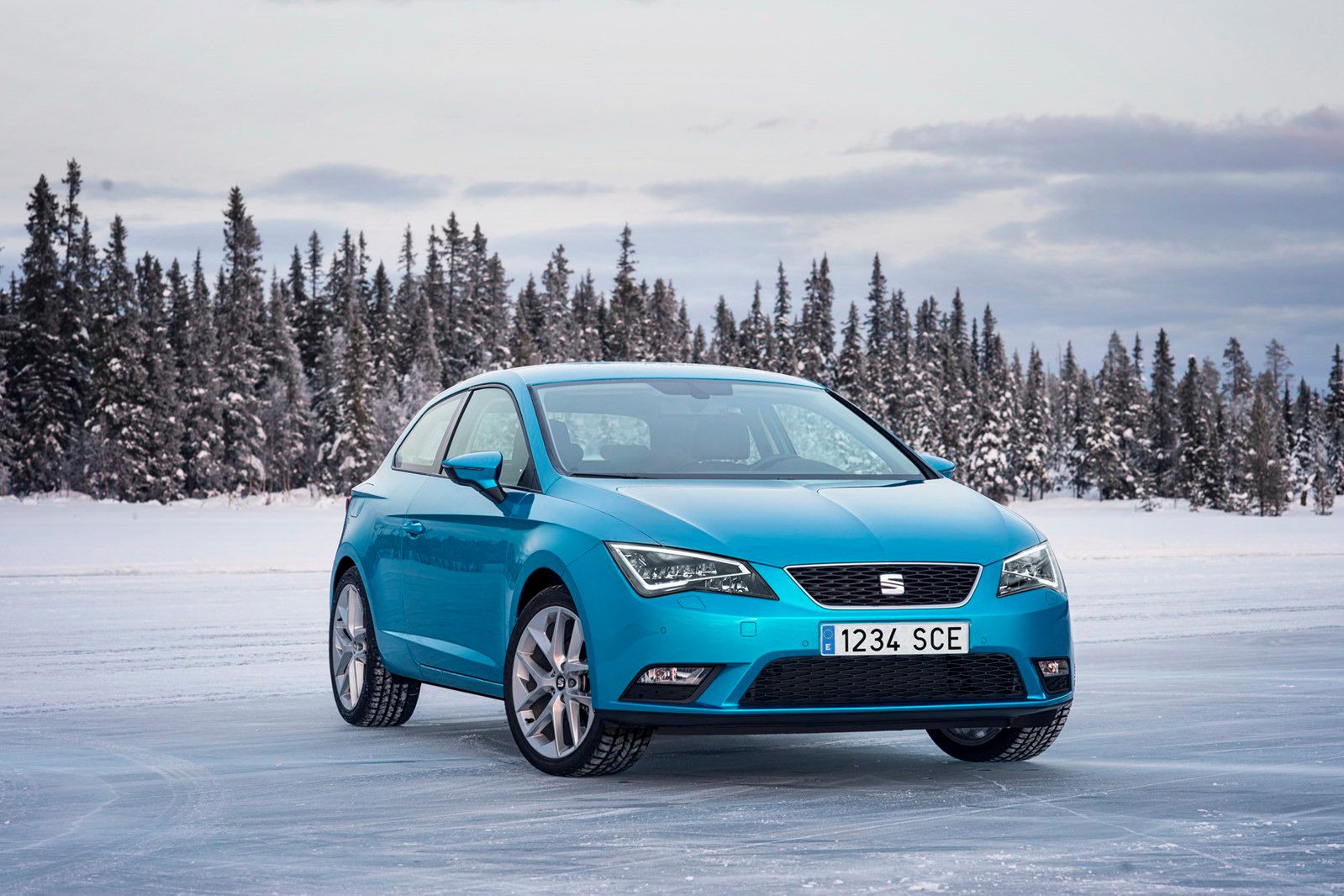 Seat Leon SC na nowych zdjęciach producenta [galeria] 39