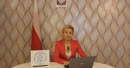 Samozwańcza prezydent Polski złożyła antycovidową petycję. Broni wolności