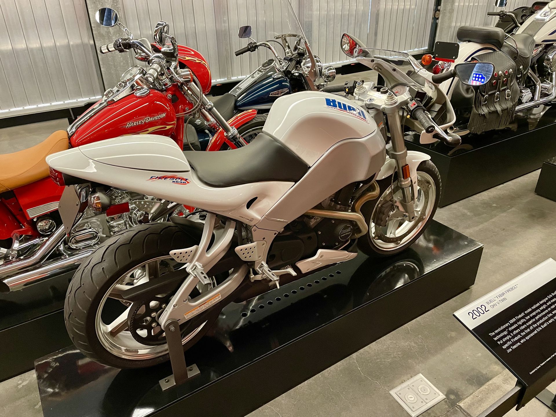 Harley oferował motocykle Buell do października 2009 r.