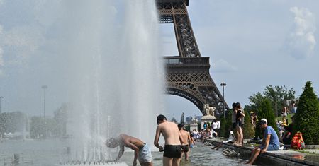 Ponad 44°C we Francji. Nie żyje turystka. Trzylatek znaleziony w aucie