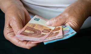 Tylu Polaków pobiera emeryturę z Holandii. ZUS podał nowe dane