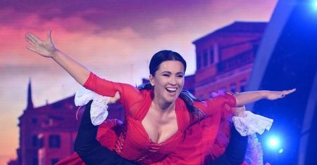 Beata Tadla UTKNĘŁA na lotnisku: "Jestem z połową Sejmu, tą z PO, więc mam pecha"