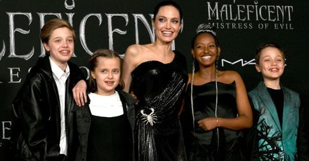 Angelina Jolie pozuje z najmłodszą córką. Tak TERAZ wygląda 14-letnia Vivienne (FOTO)
