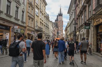 Brytyjczycy narzekają na Polaków. Mówią, że jesteśmy nieprzyjaźni jak... Węgrzy