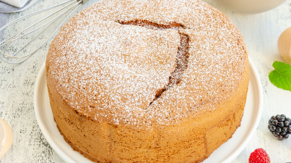 Puszyste ciasto z ciekawym "twistem". Posmakuje każdemu