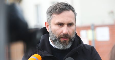 Ucieczka Kuczmierowskiego do Londynu. Kulisy przerzutu broni i rola brytyjskich służb
