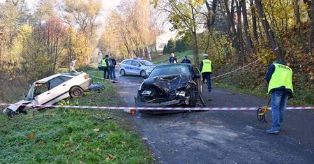 Śmiertelny wypadek w Zakrzówku. Przyczyną śliska jezdnia i gęsta mgła