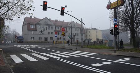 Bytom. Ruchliwe skrzyżowanie po remoncie. Jest bezpieczniej i estetyczniej