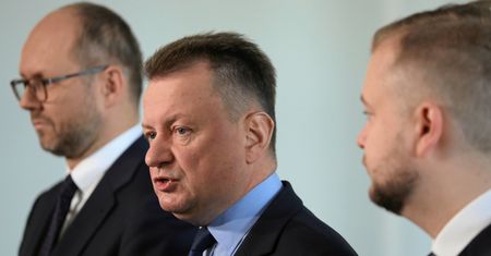 Błaszczak pyta o problemy w polskiej armii. Chodzi o nabór do wojska