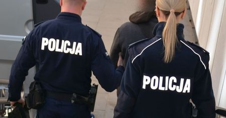Suwałki. 17-latek terroryzował kobiety