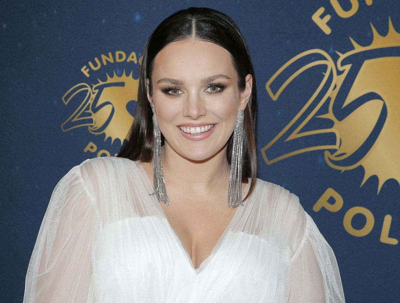 Ewa Farna w bieli na koncercie Fundacji Polsat. Wyglądała zjawiskowo