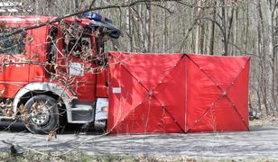 Koszmarny wypadek na Śląsku. Nie żyje 34-latka. Auto wyłowiono z wody