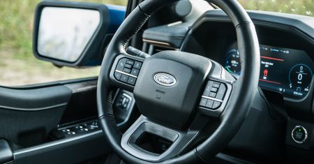 Nie zapłacisz rat, auto utrudni ci życie. Ford z nowym patentem