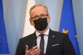 Niedzielski dla "Faktu": Zwiększanie presji na społeczeństwo przeciwskuteczne