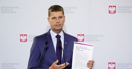 MEN: 1 września rok szkolny tradycyjnie rozpocznie się w szkołach