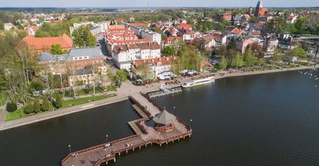 Tajemnicze głazy, opuszczone zamki i przysmaki nie z tej ziemi. To miejsce w Polsce powinien odwiedzić każdy